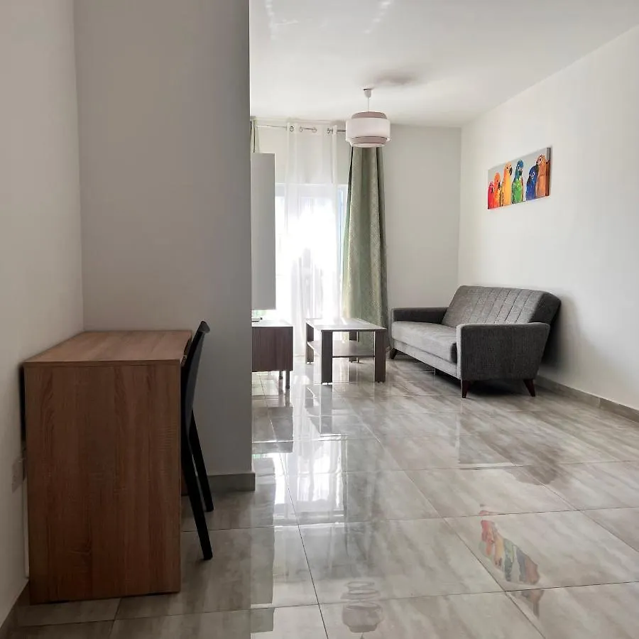 F5 Room 3, Private Room Two Single Beds Shared Bathroom In Shared Flat Msida Malta